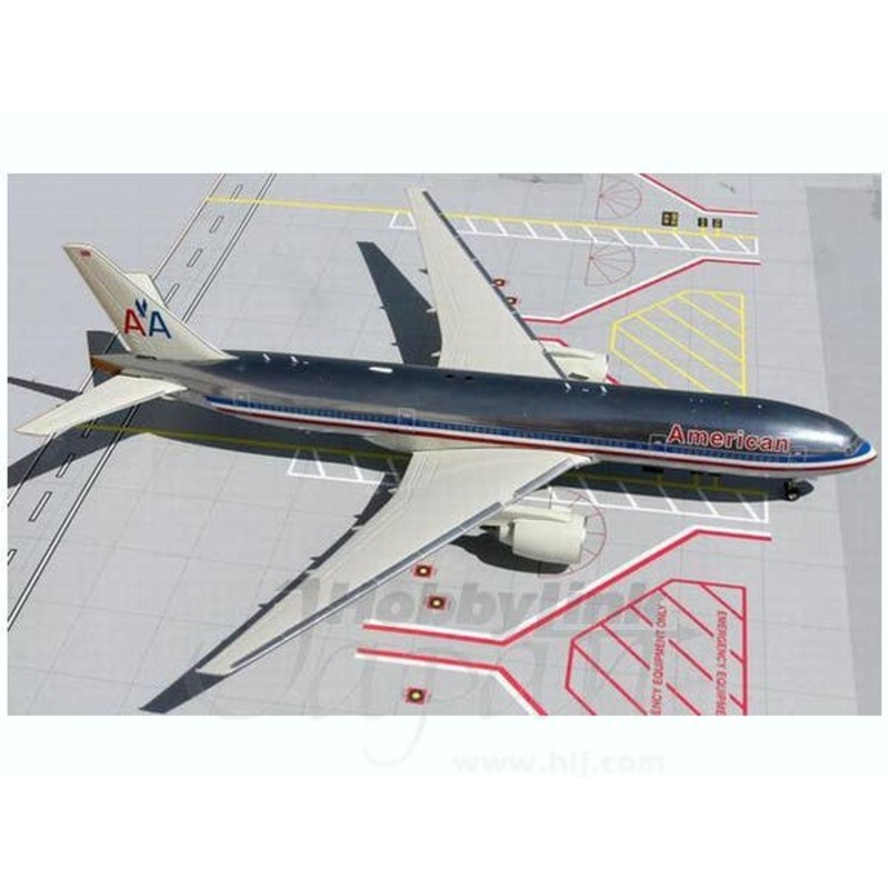 1/200 Boeing 777-200ER American Airlines N776AN