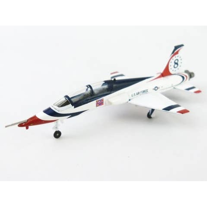1/200 USAF Thunderbirds Demonstration T-38A #8
