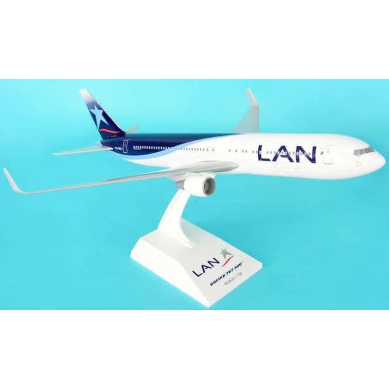 1/150 767-300 LAN Airlines (With Gear)