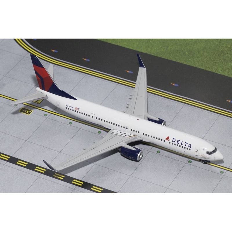1/200 737-900 (W) Delta Air Lines N827DN