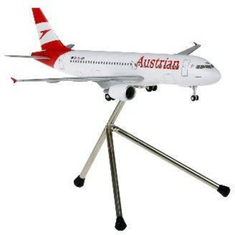 1/200 A320 Austrian Airlines Landing Gear with Tripod Stand