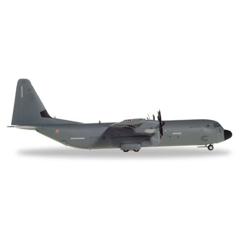 1/200 C-130J-30 French Air Force Base Aerienne 123 Orleans Bricy Air Base