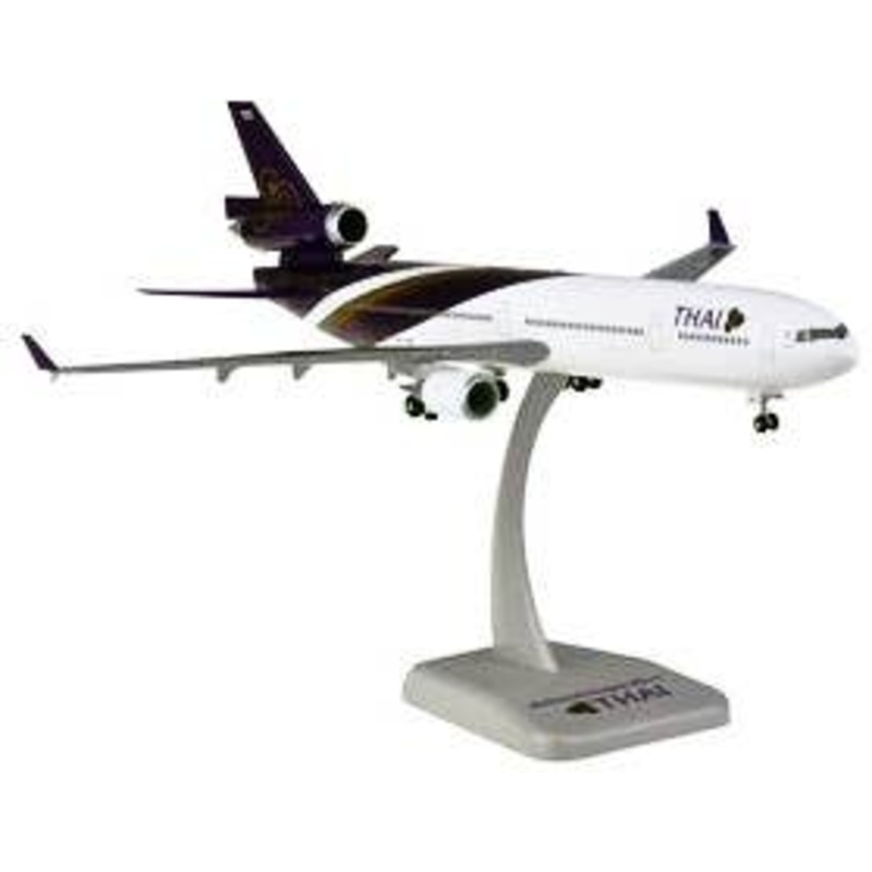 1/200 MD-11 Thai Airways with Landing Gear Stand
