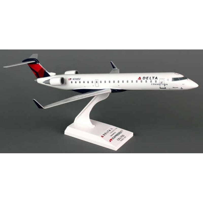 1/100 CRJ700 Delta Connection
