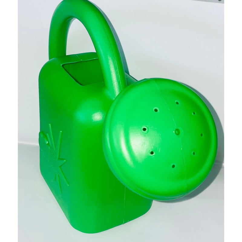 FOUNTAIN WATERING CAN