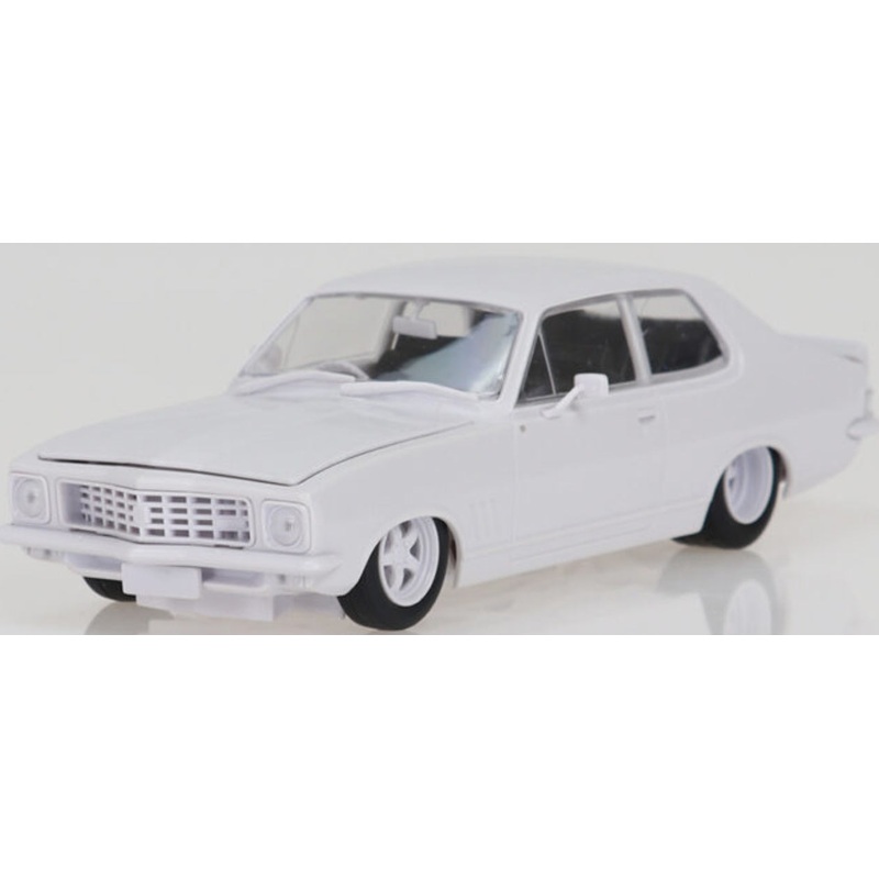 DDA 1:24 LJ TORANA V8 CUSTOM S/BODY